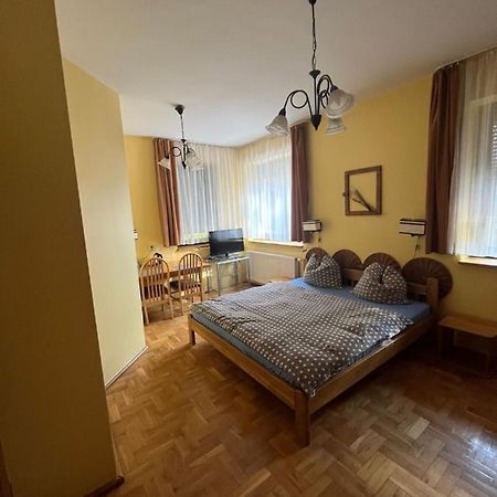 Villa Centrum With Access Kitchen (Adults Only) Zelená Hora Exteriér fotografie
